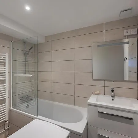 Apartament De Caractere 3 Pieces, 6 Pers En Centre Station - Fr-1-563-24
