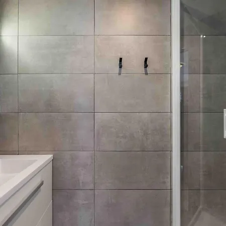 Apartament De Caractere 3 Pieces, 6 Pers En Centre Station - Fr-1-563-24